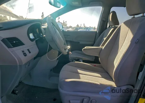 2013 Toyota Sienna Le из США, поврежденный, VIN 5TDKK3DC3DS343834